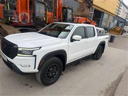 نيسان فرونتر